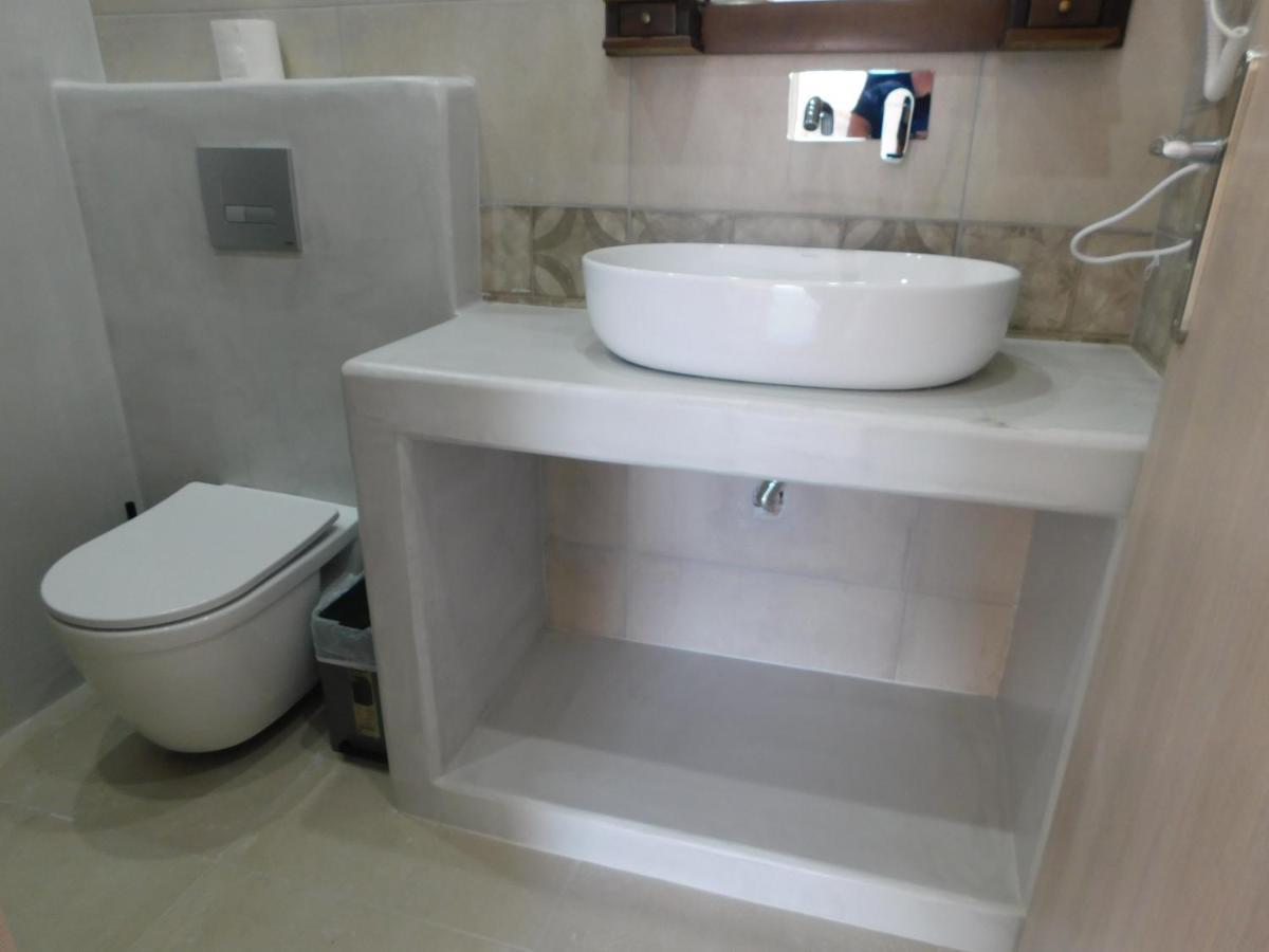 Fira Exo Katikies- Urban Fira Apartment Luaran gambar